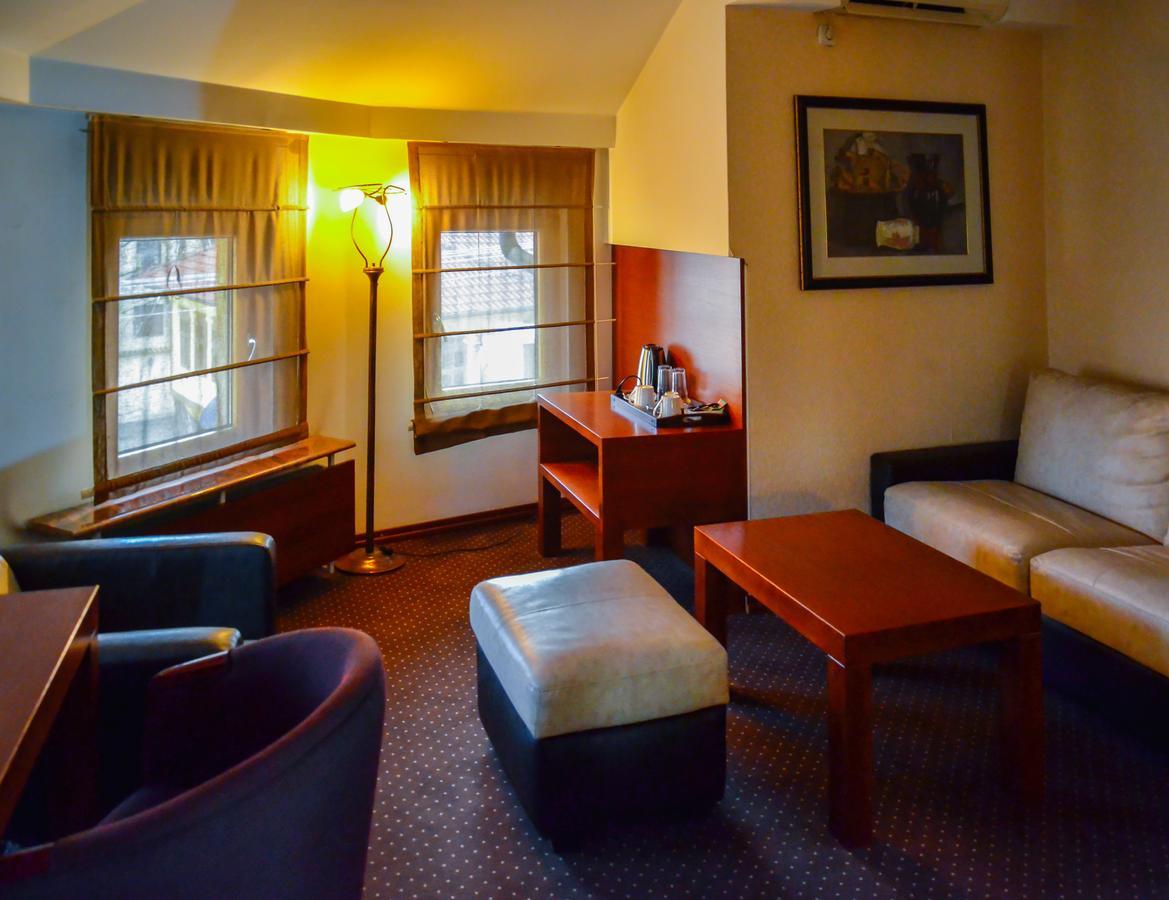 Hotel Bell Leskovac  Ngoại thất bức ảnh