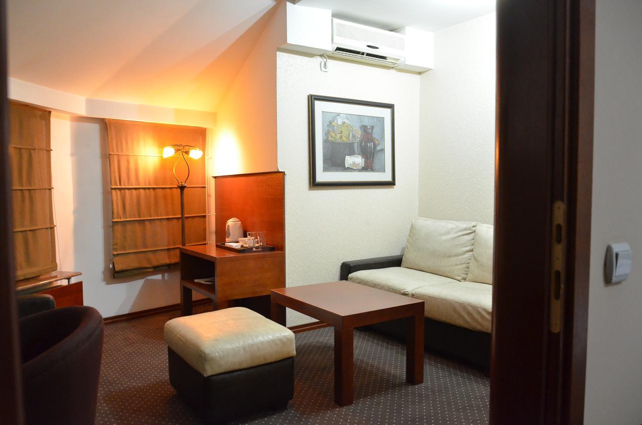 Hotel Bell Leskovac  Ngoại thất bức ảnh