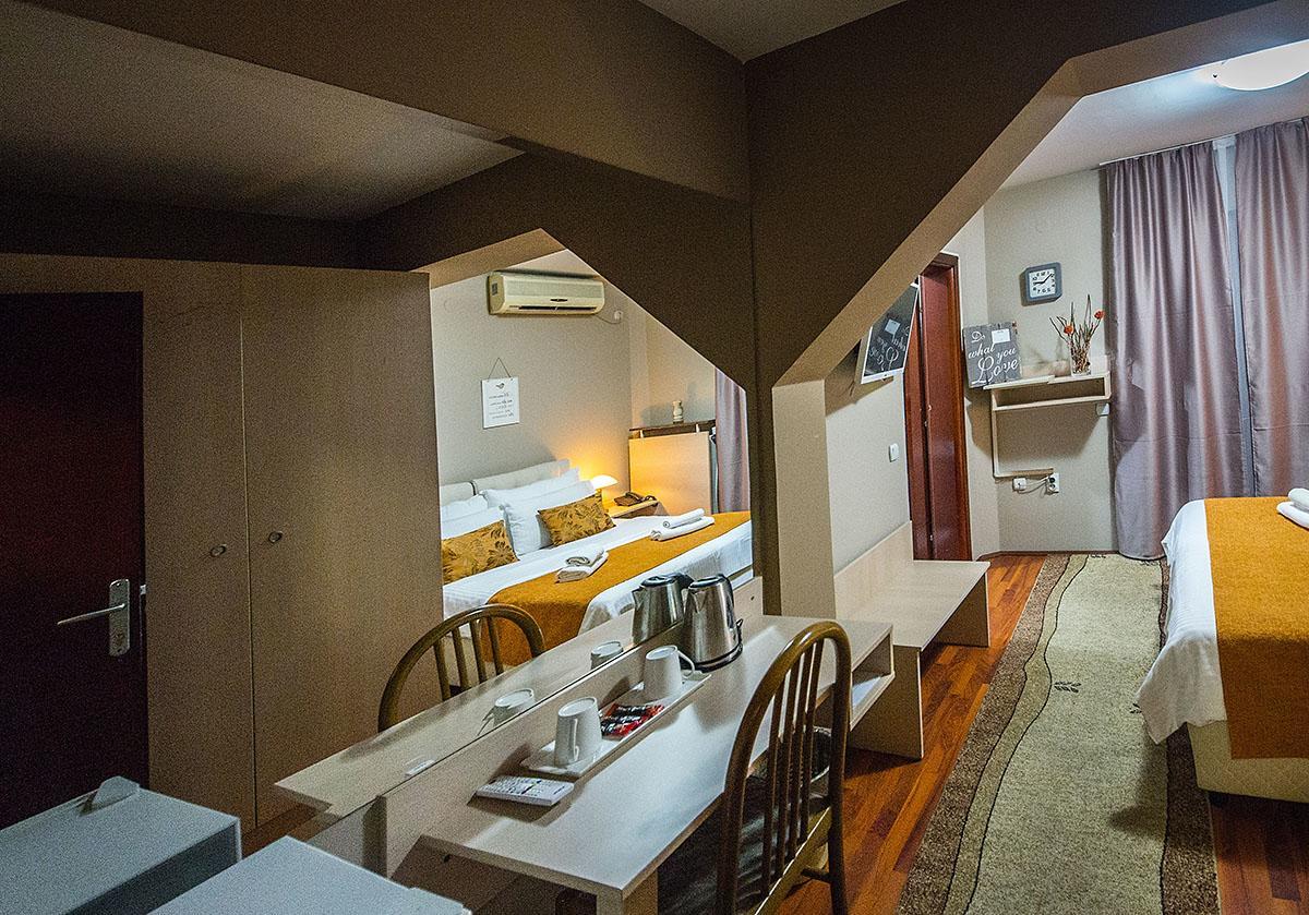 Hotel Bell Leskovac  Ngoại thất bức ảnh