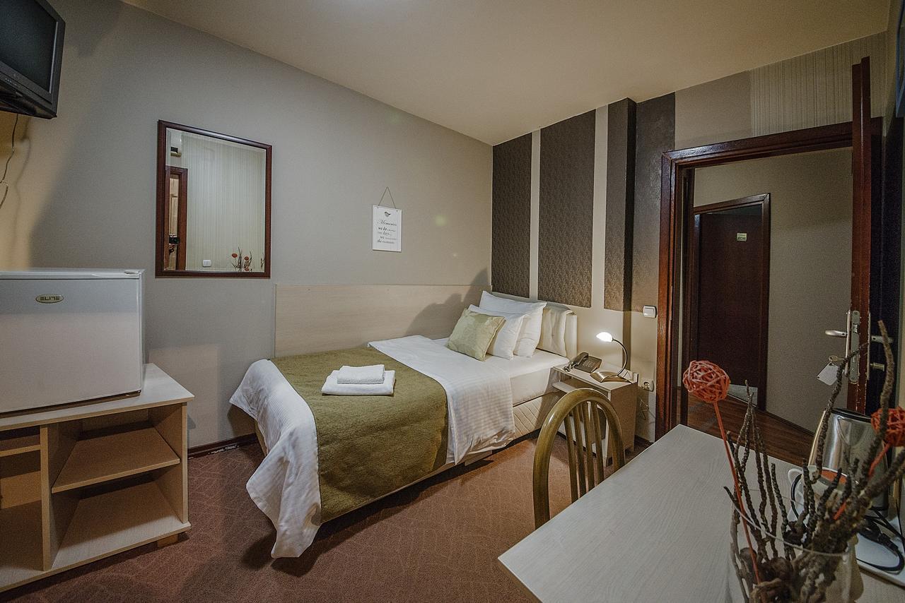 Hotel Bell Leskovac  Ngoại thất bức ảnh