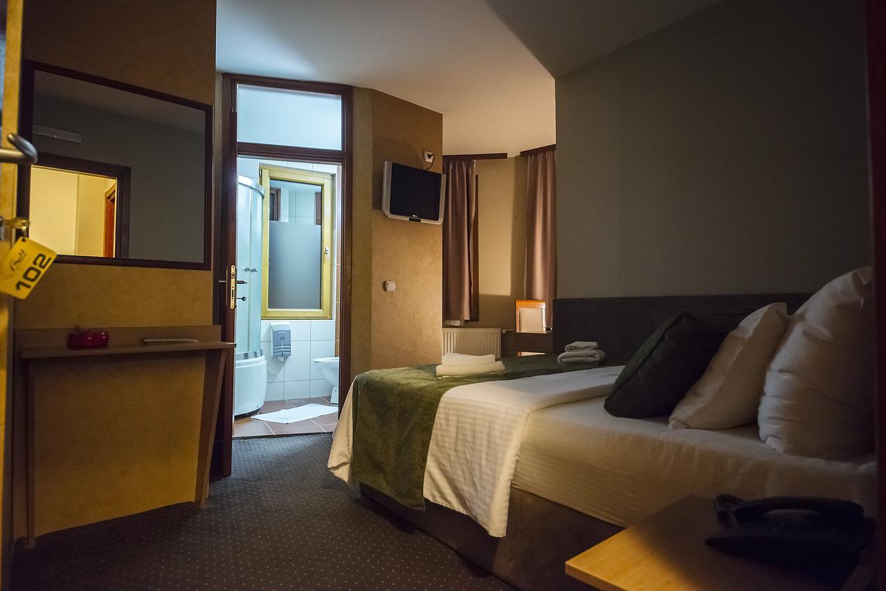 Hotel Bell Leskovac  Ngoại thất bức ảnh