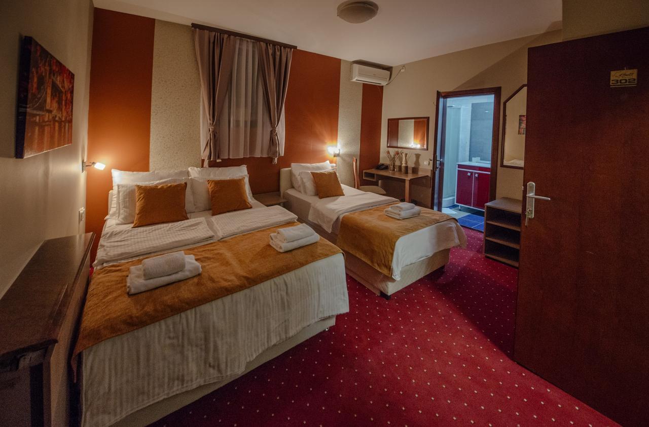 Hotel Bell Leskovac  Ngoại thất bức ảnh