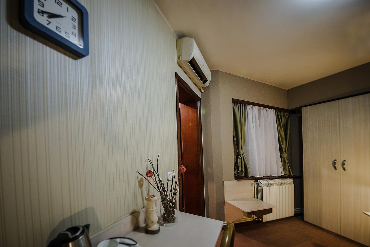 Hotel Bell Leskovac  Ngoại thất bức ảnh