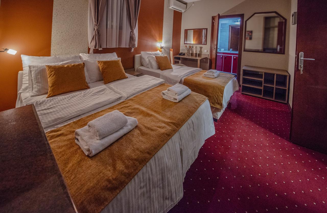 Hotel Bell Leskovac  Ngoại thất bức ảnh