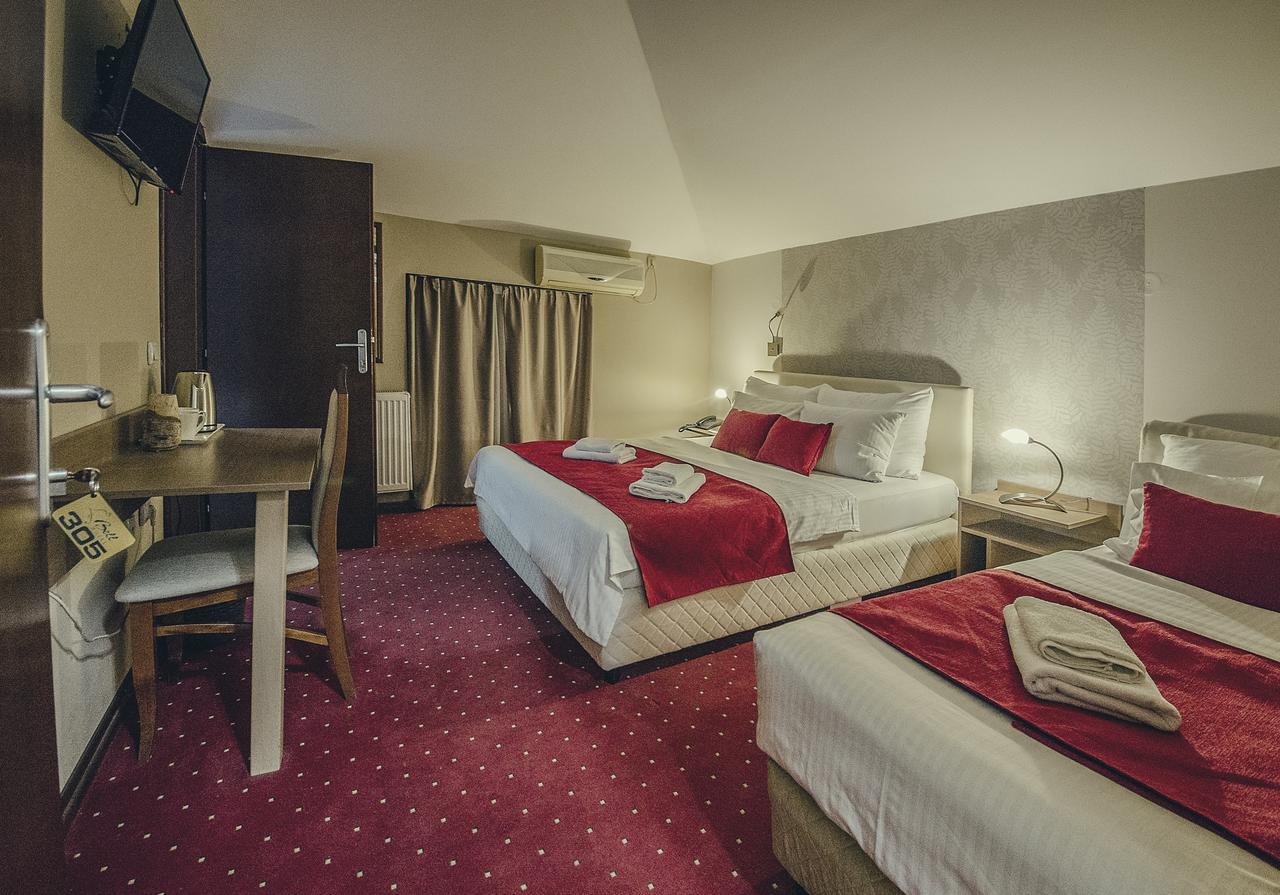 Hotel Bell Leskovac  Ngoại thất bức ảnh