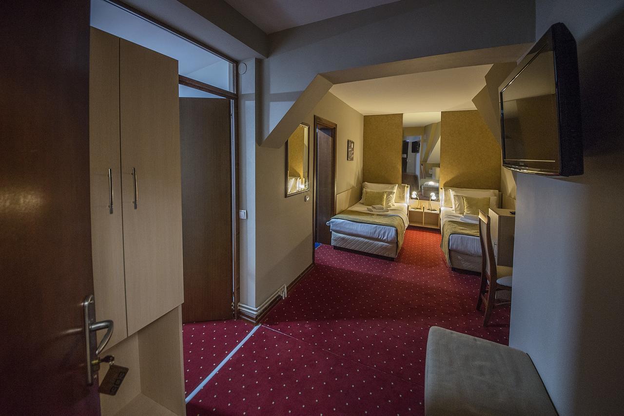 Hotel Bell Leskovac  Ngoại thất bức ảnh